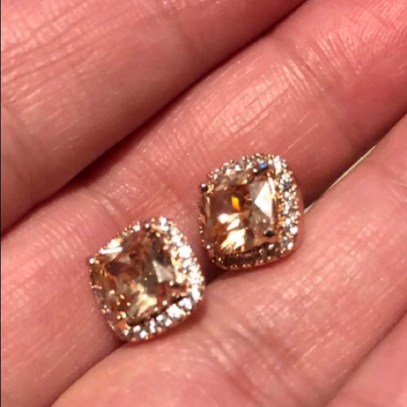 18k Rose Gold Filled Champagne Topaz Stud Earrings - Picture 8 of 8